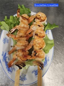 Brochettes crevettes à l’ail - Restaurant Chez Tran
